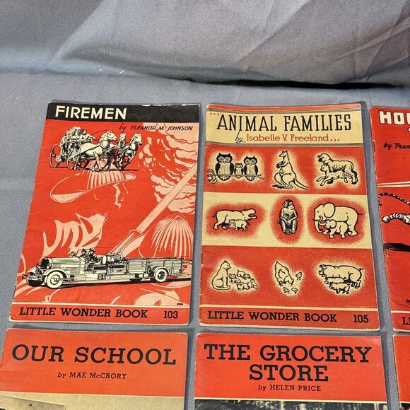 1940s Little Wonder Books Lot Of 6 Firemen Bakery Animal Families Vintage Kids - Picture 2 of 14